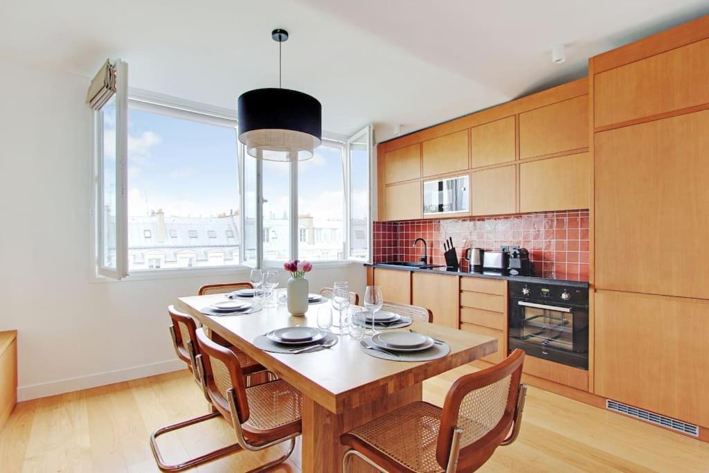 Amazing Apartments In Chatelet - Rivoli Париж Экстерьер фото